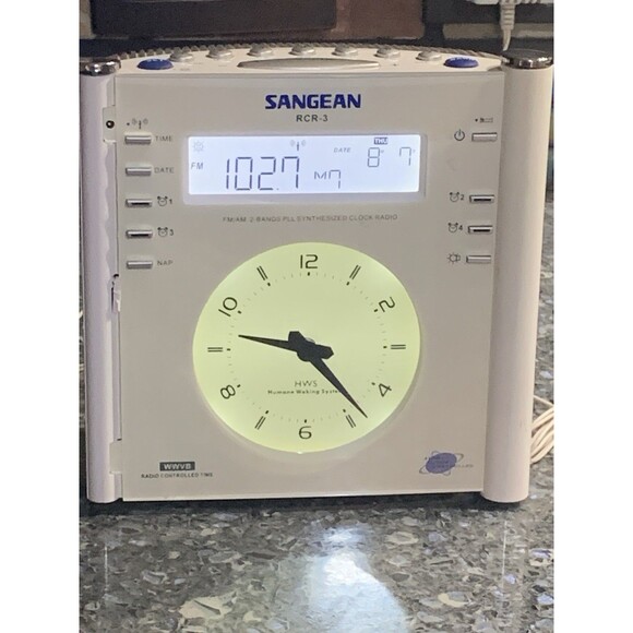 Sangean RCR-3 AM/FM Atomic Digital/Analog Clock Radio - White - Picture 7 of 8